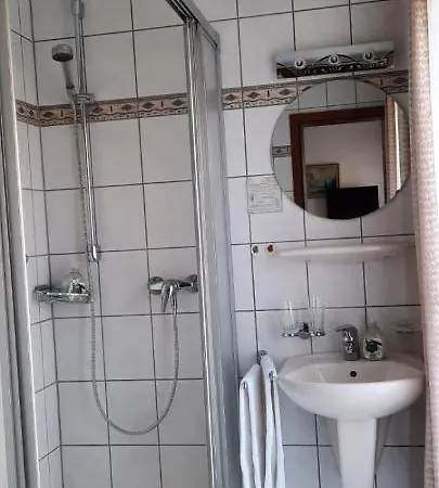 Casa de hóspedes Gaestehaus Foehr Wintrich