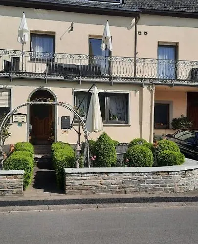 Vendégház Gaestehaus Foehr Wintrich